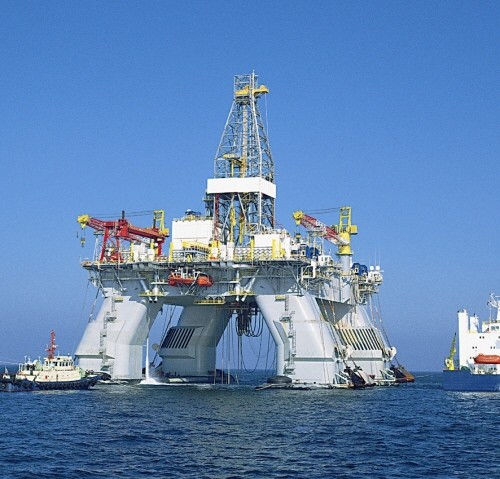 500nautilus Deepwater Nautilus transocean hyundai heavy semisubmersible drilling rig reading & bates