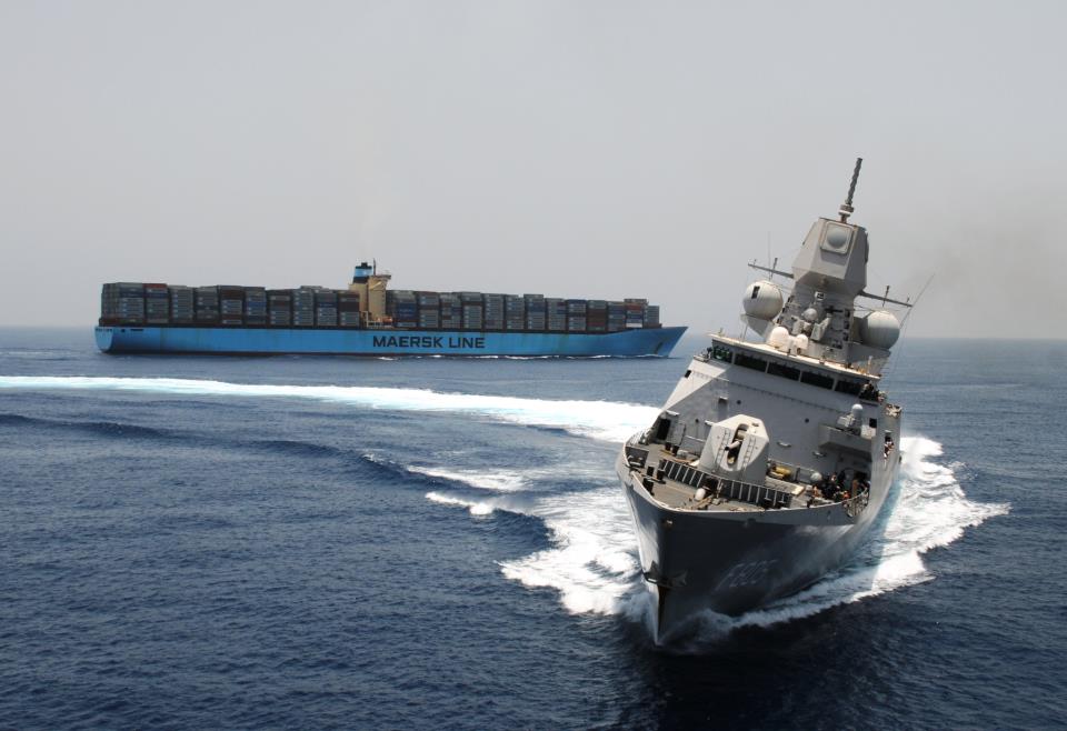 hnlms evertsen dutch frigate maersk